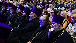 «Война света и тьмы»: на Рождественских чтениях в Челябинске обсудили духовные уроки ВОВ