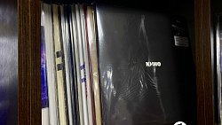 Молодежь Челябинска возрождает моду на виниловые пластинки