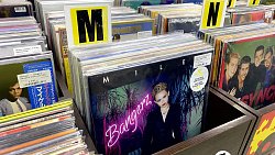 Молодежь Челябинска возрождает моду на виниловые пластинки