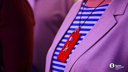 В Челябинске с Днем матери поздравили мам погибших бойцов СВО