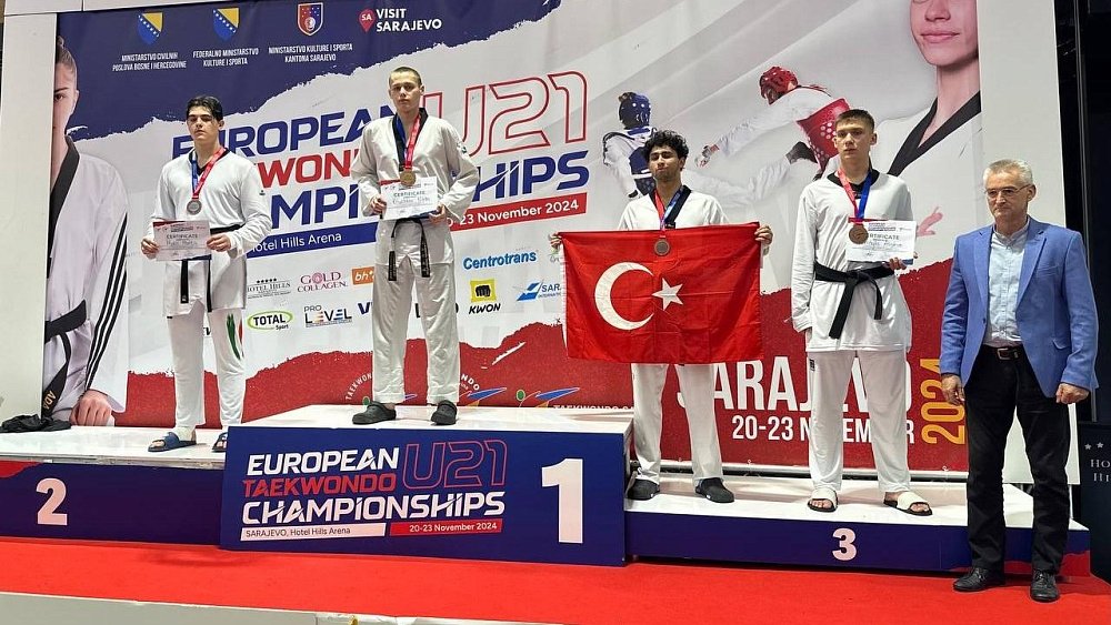 Тхэквондист из Челябинска Никита Крючков выиграл первенство Европы