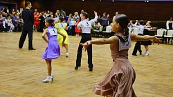 «Дочки ушли, а я остался» — 60‑летний челябинец покоряет жюри в бальных танцах