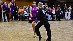 «Дочки ушли, а я остался» — 60‑летний челябинец покоряет жюри в бальных танцах