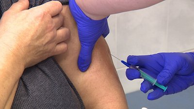 Жителей Челябинской области прививают от кори