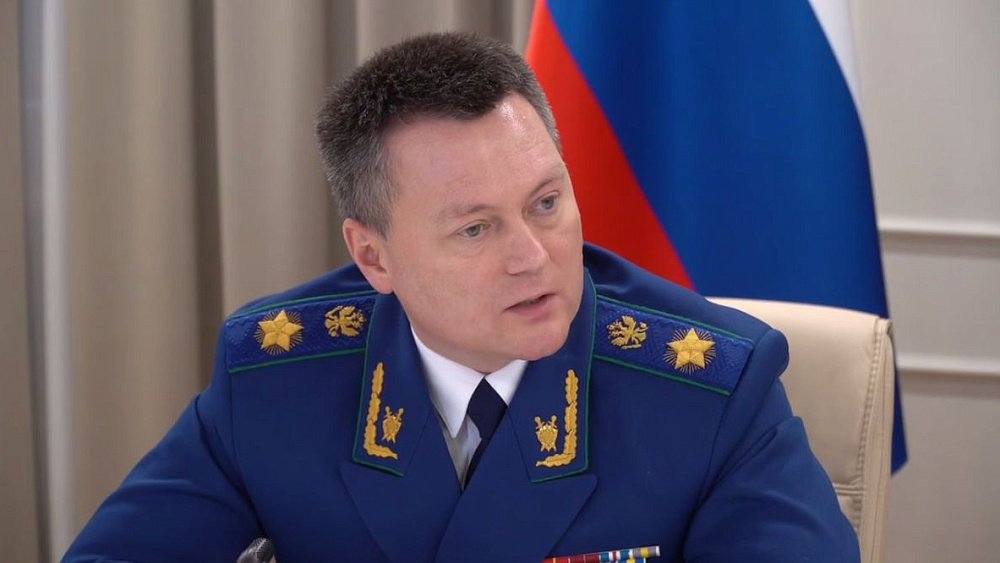 Игорь Краснов поручил проверить соблюдение ГАИ антикоррупционных требований