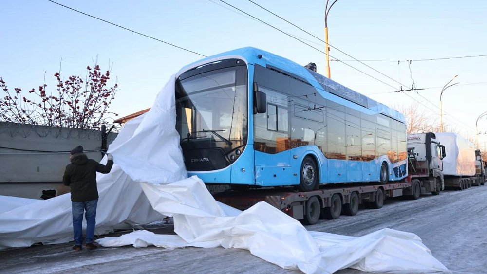 Екатеринбург получил первые троллейбусы от челябинского завода