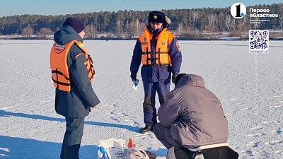Сотрудники МЧС провели рейд в Челябинске Сотрудники МЧС провели рейд в Челябинске