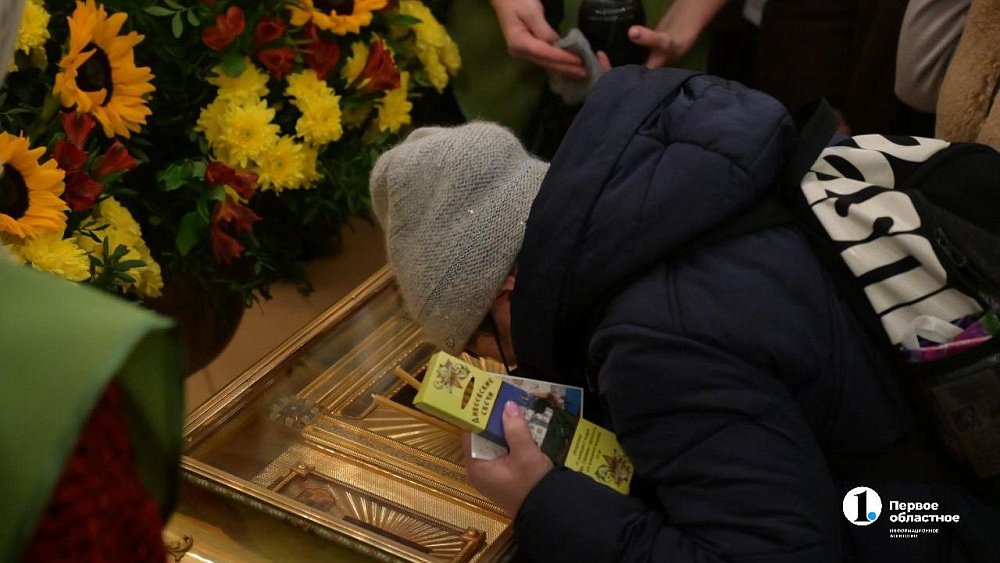 38 тысяч челябинцев приложились к ковчегу с мощами Николая Чудотворца за два дня
