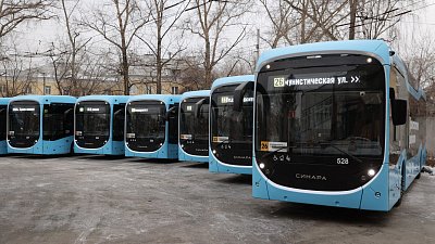 Первую партию челябинских троллейбусов поставили в Екатеринбург