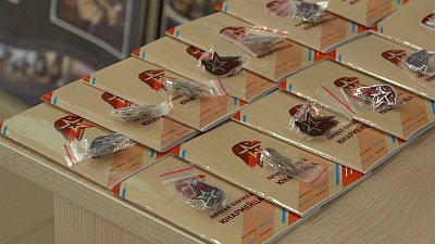 В Челябинске школьников посвятили в юнармейцы