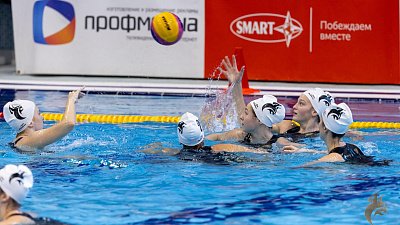 Ватерполистки «Уралочки» поднялись на третье место в чемпионате России