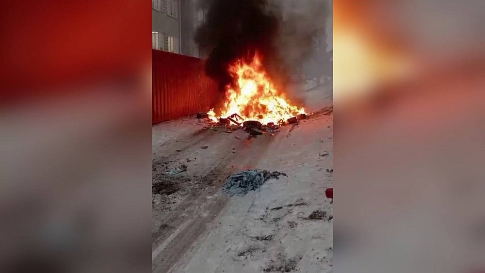 В Миассе мусор взорвался прямо в кузове мусоровоза