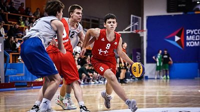 Более 5600 юных баскетболистов собрал седьмой сезон турнира «Лига Писклова»