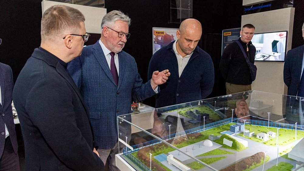 Алексей Текслер и Артем Жога посетили градообразующее предприятие Снежинска