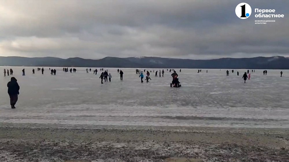 В МЧС региона предупреждают — на лёд выходить опасно