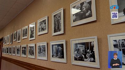 В Законодательном собрании Челябинской области открылась фотовыставка, посвященная Льву Головницкому