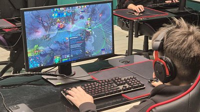 В Челябинске впервые прошел официальный турнир по киберспорту среди школьников