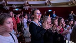 Капитан Грэй и другие. Солисты челябинской оперы дебютировали в мюзикле «Алые паруса»