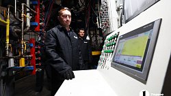 В Южноуральске начал работу завод по производству стеклянных изоляторов