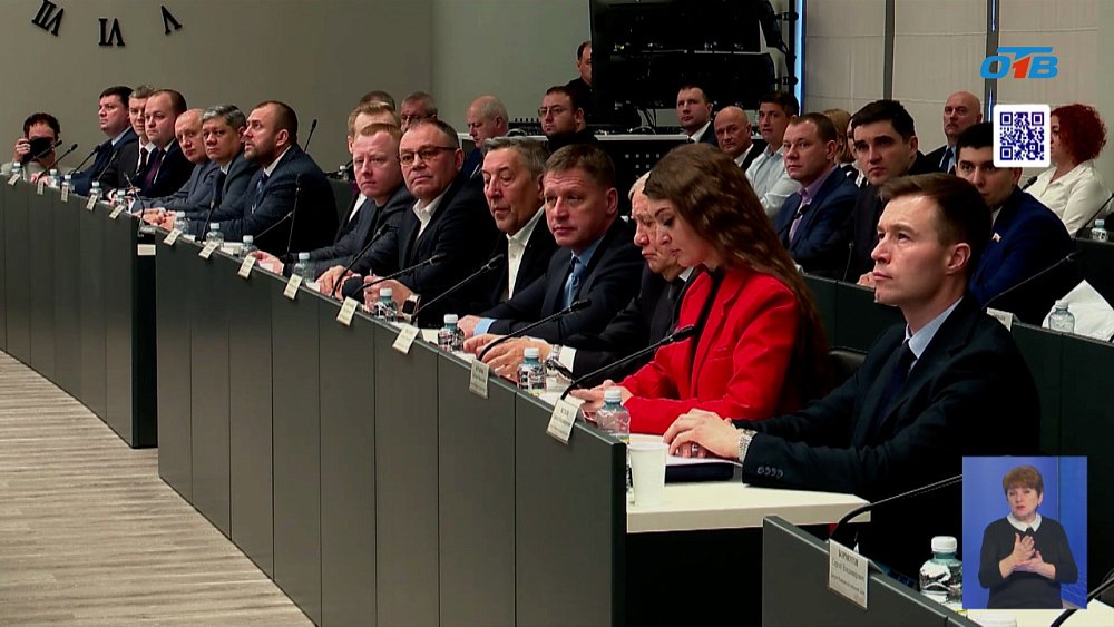 Губернатор принял участие в заседании гордумы