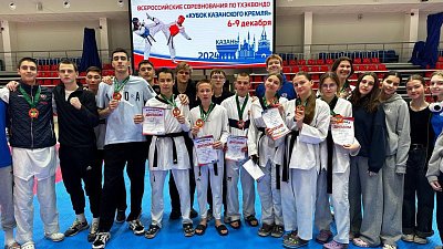 Челябинские тхэквондисты завоевали медали на «Кубке Казанского кремля»
