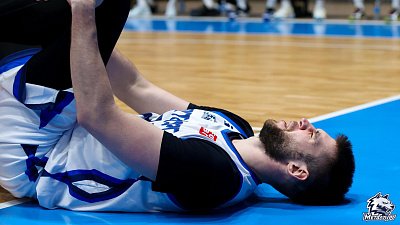 Баскетбольный клуб «Металлург» потерпел разгромное поражение в Суперлиге