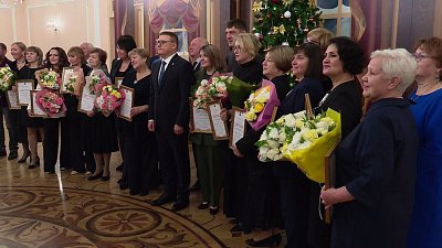 Алексей Текслер наградил деятелей культуры Челябинской области