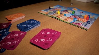 В Челябинске филологи создали литературную настольную игру