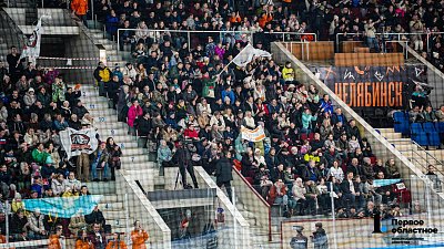 Челябинский дворец спорта «Юность» впервые за 25 лет собрал полные трибуны на хоккейном матче