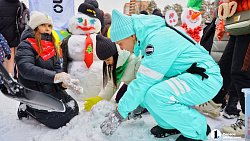 В Челябинской области более 600 детей получили подарки в рамках акции «Снеговики-добряки»