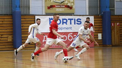 Мини-футбольный клуб «Южный Урал» выиграл у лидера Высшей лиги