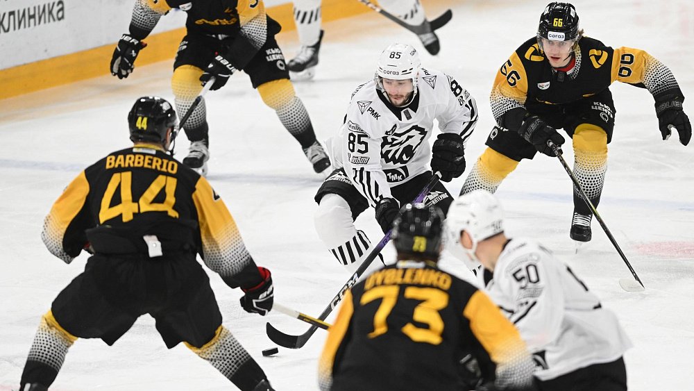 Хоккейный клуб «Трактор» произвел обмен игроками с «Северсталью»