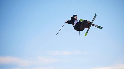 На «Солнечной долине» в Миассе спортсмены выполнили акробатические прыжки