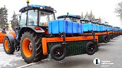 Новая техника ЧТЗ выйдет на уборку улиц Челябинска