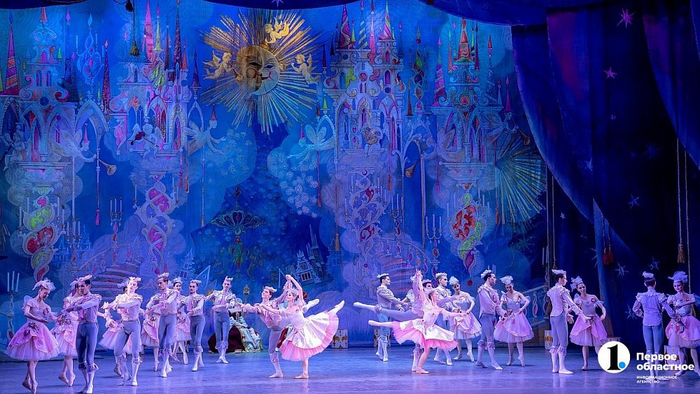 Балет «Щелкунчик» с успехом идет на сцене челябинского театра