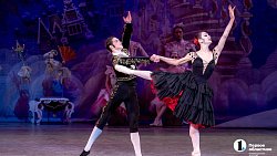 Балет «Щелкунчик» с успехом идет на сцене челябинского театра