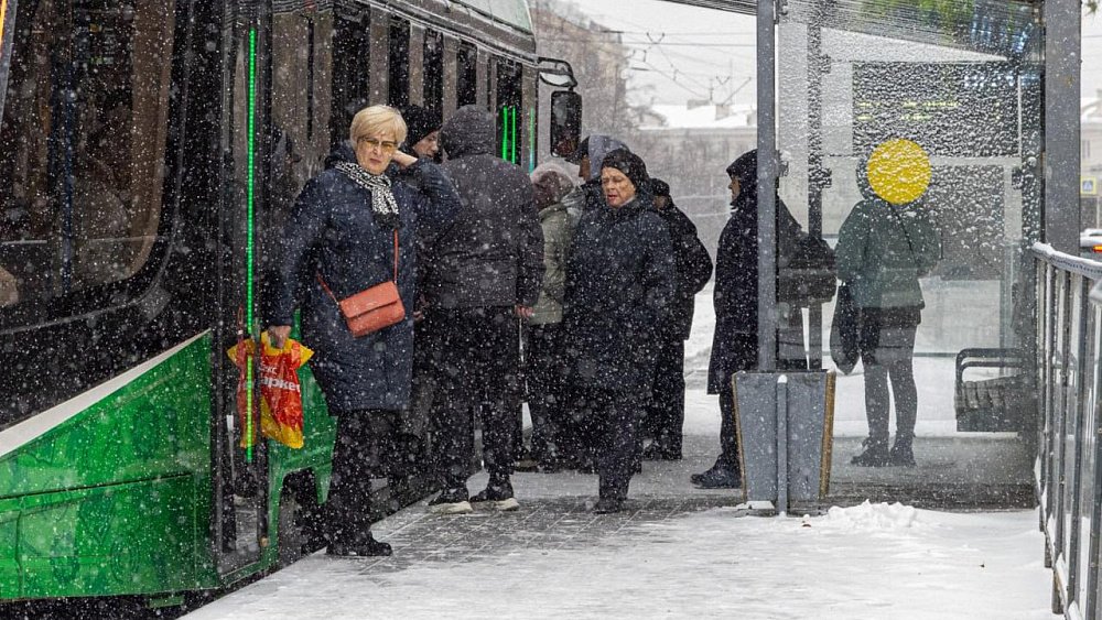 Как будет работать общественный транспорт в новогодние праздники в Челябинске