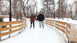 Катки в Челябинске заполнены посетителями