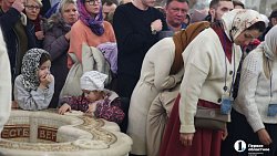 Челябинцы празднуют Рождество Христово