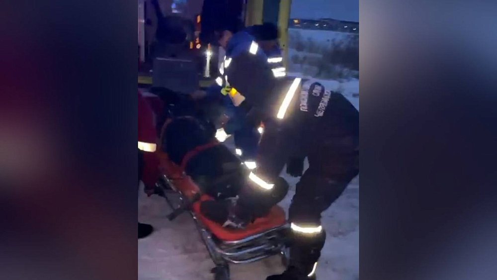 В Челябинской области мужчина сорвался со скалы