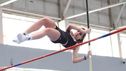 Легкоатлеты Челябинской и Свердловской областей зарубились на первенстве УрФО