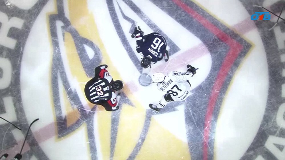 «Металлург» обыграл «Трактор»