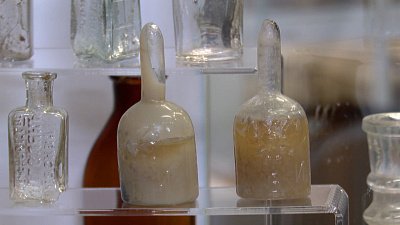 В музее ЮУрГУ хранятся 130-летние вакцины