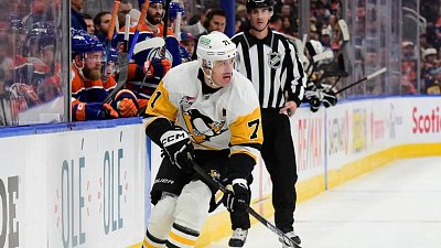 Российский хоккеист Евгений Малкин стал жертвой ограбления в США