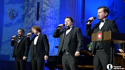 Алексей Текслер наградил лучших журналистов Челябинска