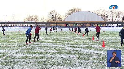 «Челябинск-2» приступил к тренировкам