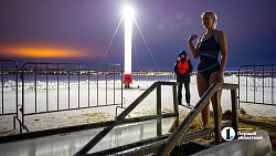 В Челябинске не оскудевает очередь к ледяным купелям