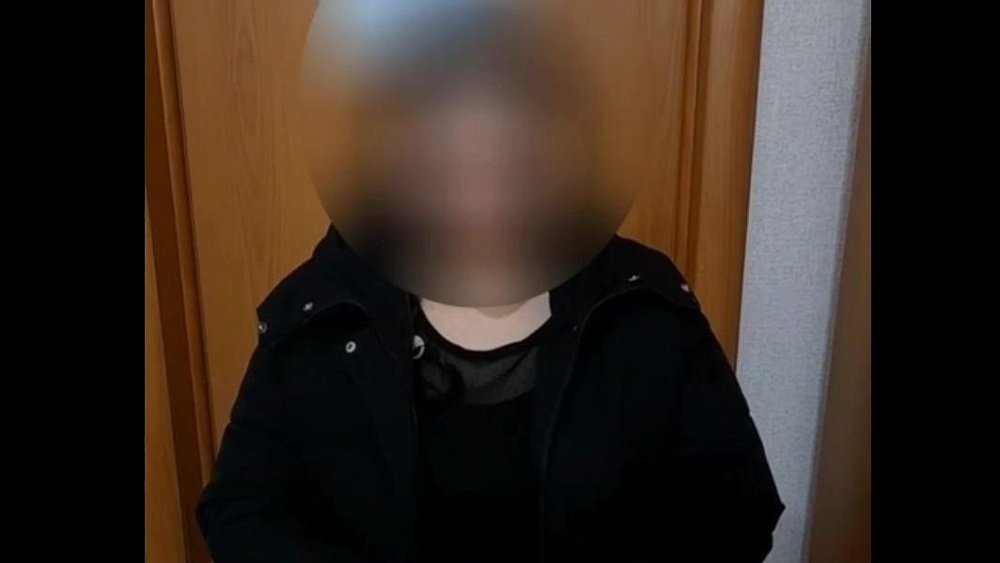 В Копейске задержали подозреваемую в краже золотого кольца у бабушки