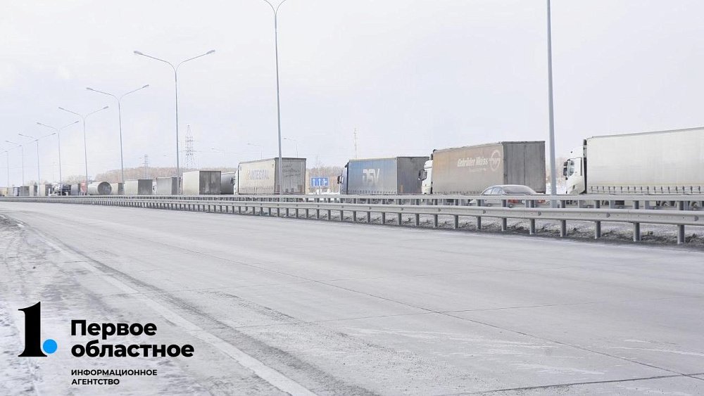 На участке трассы М‑5 в Челябинской области ограничили движение из‑за метели и гололеда