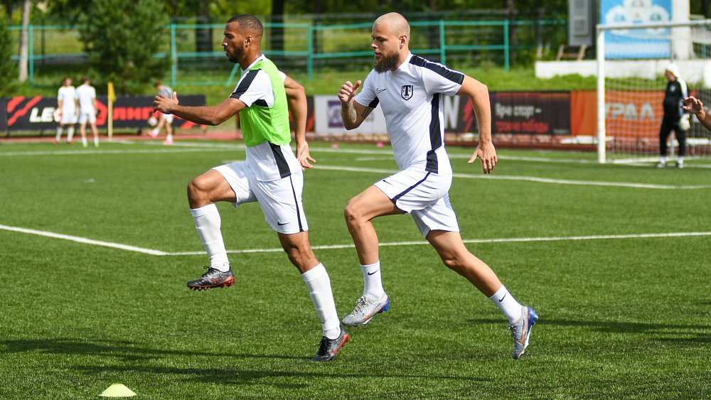 Футбольный клуб «Торпедо» сыграет шесть матчей на сборах в Турции